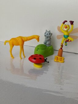 kinder figúrky - 8