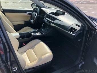 Predam Lexus CT 200h - 8