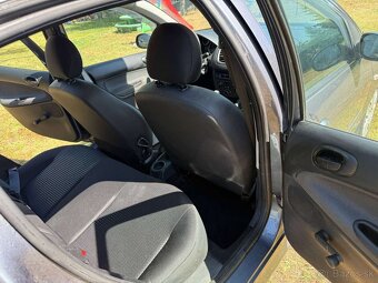 Peugeot 206+ - 8