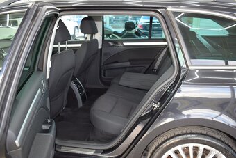 Škoda Superb 2,0 TDI 103 kW,DSG,NAVI,XEN,serviska, - 8