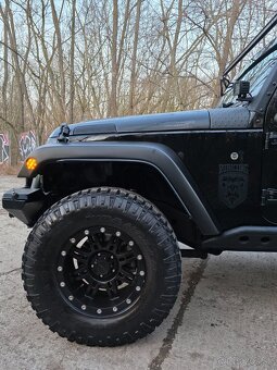 Jeep Wrangler Unlimited JK - 8