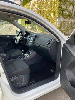 Tiguan 2.0 TDI Comfortline .4x4 - 8