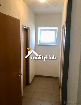 Na predaj 3-izbový byt v centre Senca - 8