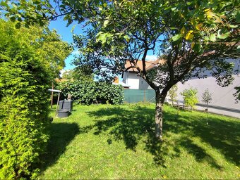 REZERVOVANÉ - Novinka Priestranný rodinný dom v peknej prír - 8