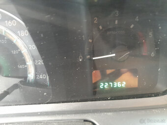 Dodge Journey 2,0 CRDi, 88 kW - dovoz - 8