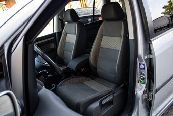 Volkswagen Touran Cross 2.0 TDI Webasto 7 miestne - 8