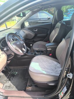 Hyundai ix35 SUV 4x4 - 8