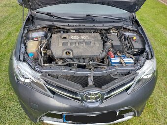 Toyota Auris 1.6 Valvematic Benzín - Plyn - 8