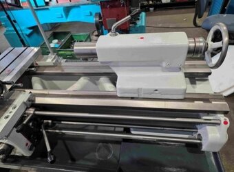 Nabízíme soustruh SV 18 RA/1000 - 8