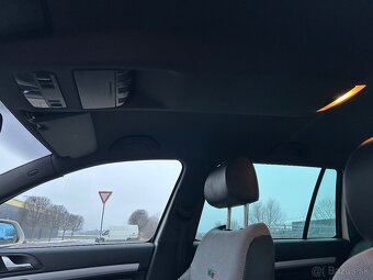 Predám škodu octavia 2RS 2.0 TDI. 125KW - 8