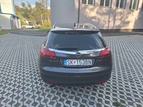 Opel insignia country tourer 2.2cdti 118 kw - 8