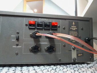 Vintage ITT HiFi 8032B Receiver - 8