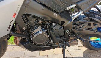 Suzuki GSX-S 1000 - 8