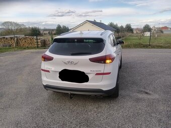 Hyundai tucson - 8