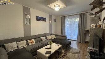 Ponúkame na predaj 4- izbový dvojgeneračný byt s balkónom. - 8