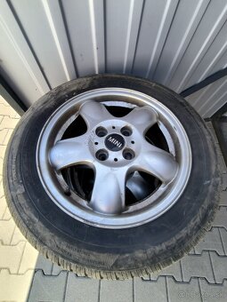 Mini Cooper Clubman 1.6D - 8