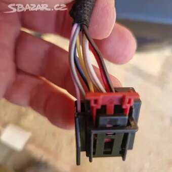 Prodám prave zpětné zrcátko octavia 4 8 pin - 8