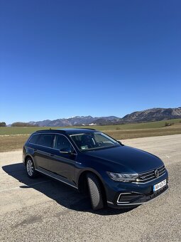 VW Passat GTE 1.4 TSI Plug-In Hybrid - 8