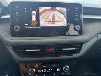 Škoda Fabia 1.0 TSI Selection DSG - 8