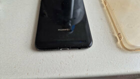 Huawei Mate 20 Lite - jemná puklina - 8