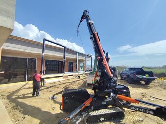 Prenájom minižeriavu BG lift 250 - 8