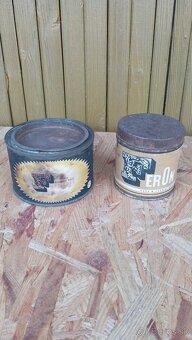 Staré plechovky od oleja... - 8