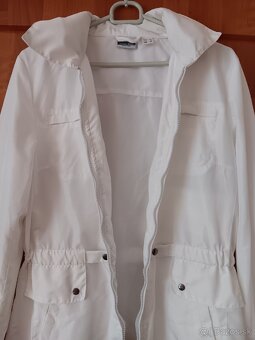 Dámske prechodné bundy veľ. S - 8