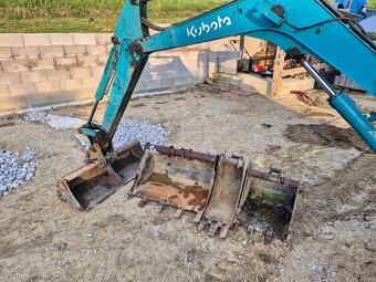 Minibager KUBOTA U-35 - 8