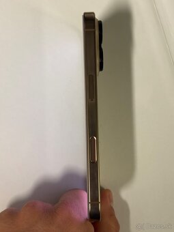 Predám Iphone 16 pro 256GB - 8