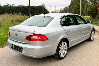 ŠKODA SUPERB 1.9 TDI BEZ DPF ELEGANCE - 8