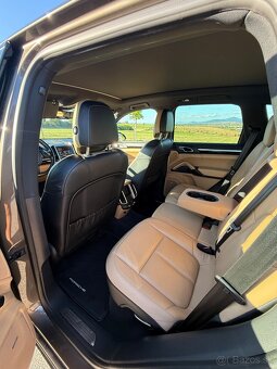 Porsche Cayenne S 4.2 V8 Diesel - 8