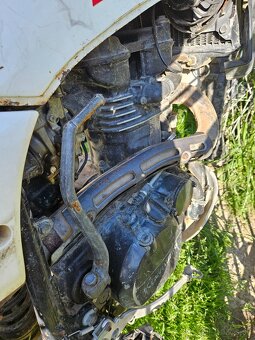Kawasaki KLR 600 - 8