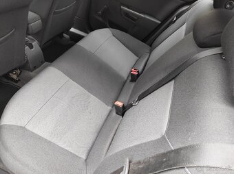 Opel Astra 1,6 benzín výborný stav - 8