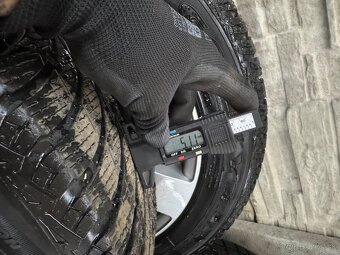 Elektróny DEZENT 5x112 r17 - 8