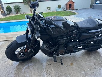 Harley-Davidson Sportster S - 8