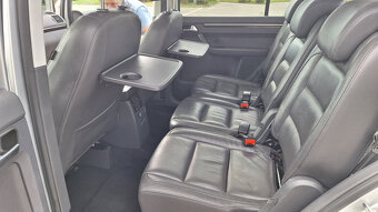 7m VW Touran, 2.0tdi, DSG, KOŽA, KAM, LED, WEBASTO - 8