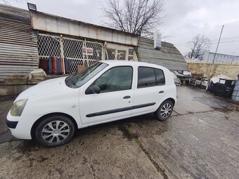 Renault Clio 2006 - 8