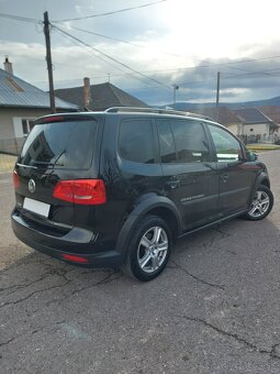 TOURAN CROSS 2.0TDI 103KW ...2012... SK ŠPZ - 8