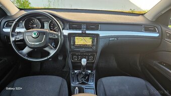 Škoda Superb 2.0TDI Elegance - 8
