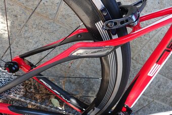 Specialized S-Works Roubaix SL3 2x11 - 8