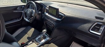 Kia ProCeed 1.6 CRDi SCR GT-Line A7 DCT Možný Leasing - 8