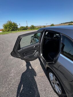 Mercedes Benz B200 - 8