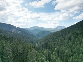 Na predaj pozemok v tichej lokalite Magurky pod Nízkymi Tatr - 8
