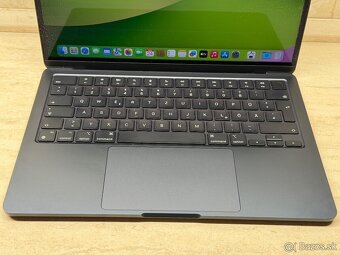 MacBook Air 13,6" M2, 8GB, 512GB, Midnight - 8