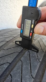 Letné pneu CONTINENTAL Premium Contact C 285/45 R21 V XL - 8