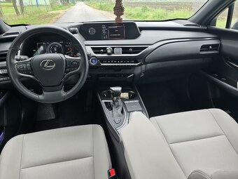 Lexus UX 250H 2.0 112kW Hybrid 2023 - 8