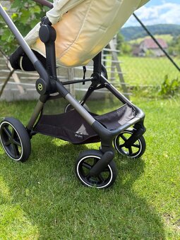 Cybex Eos Lux - 8