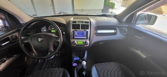 KIA SPORTAGE 2,0 CRDI 4x4 - 8