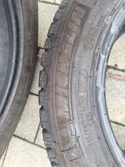 MICHELIN Agilis Alpin 215/60 R17 C - 8