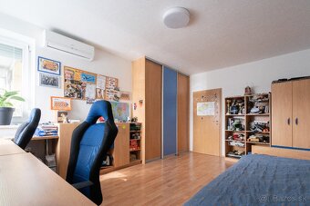 Priestranný 3i byt s balkónom a lodžiou na predaj vo Vrakuni - 8